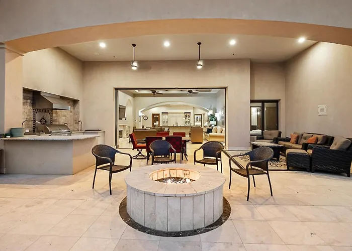 Mountain View Retreat - Pool, Spa, Theater * Scottsdale
