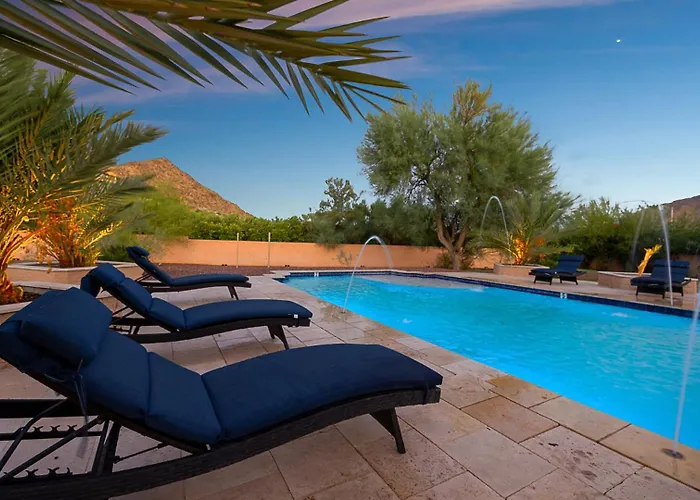 Mountain View Retreat - Pool, Spa, Theater *