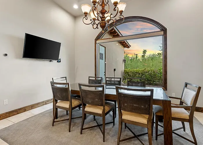 Mountain View Retreat - Pool, Spa, Theater * Scottsdale