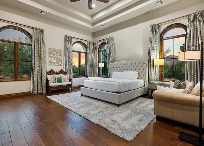 Mountain View Retreat - Pool, Spa, Theater Scottsdale
