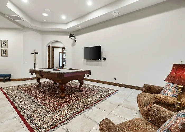 Mountain View Retreat - Pool, Spa, Theater Holiday home *
