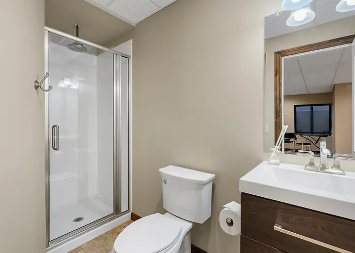 Mountain View Retreat - Pool, Spa, Theater